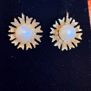Gold Sunburst Pearl Earrings